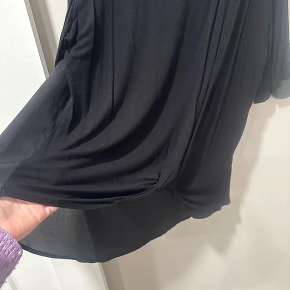 Black Short Sleeve Top - Picture 3 of 5